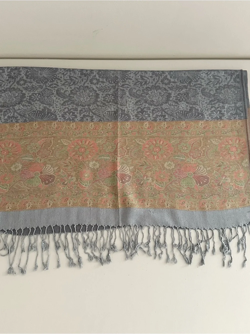 Cashmere Pashmina Scarf Floral Paisley Fringe Shawl Wrap Gray Pink 64x28 Luxury